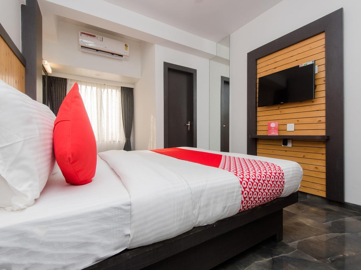 Oyo 13089 Hotel Gold Crest Navi Mumbai Exterior foto