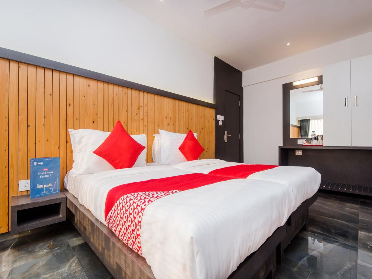Oyo 13089 Hotel Gold Crest Navi Mumbai Exterior foto